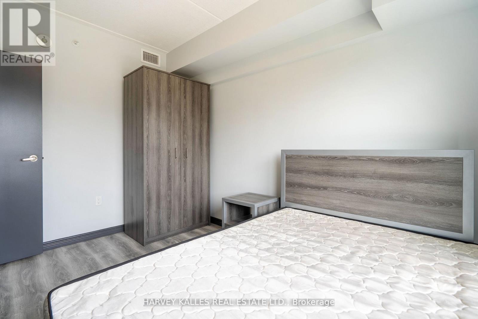 A502 - 275 Larch Street, Waterloo, Ontario N2L 3R2 - Photo 27 - X12514120