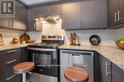 A502 - 275 Larch Street, Waterloo, Ontario N2L 3R2 - Photo 6 - X12514120