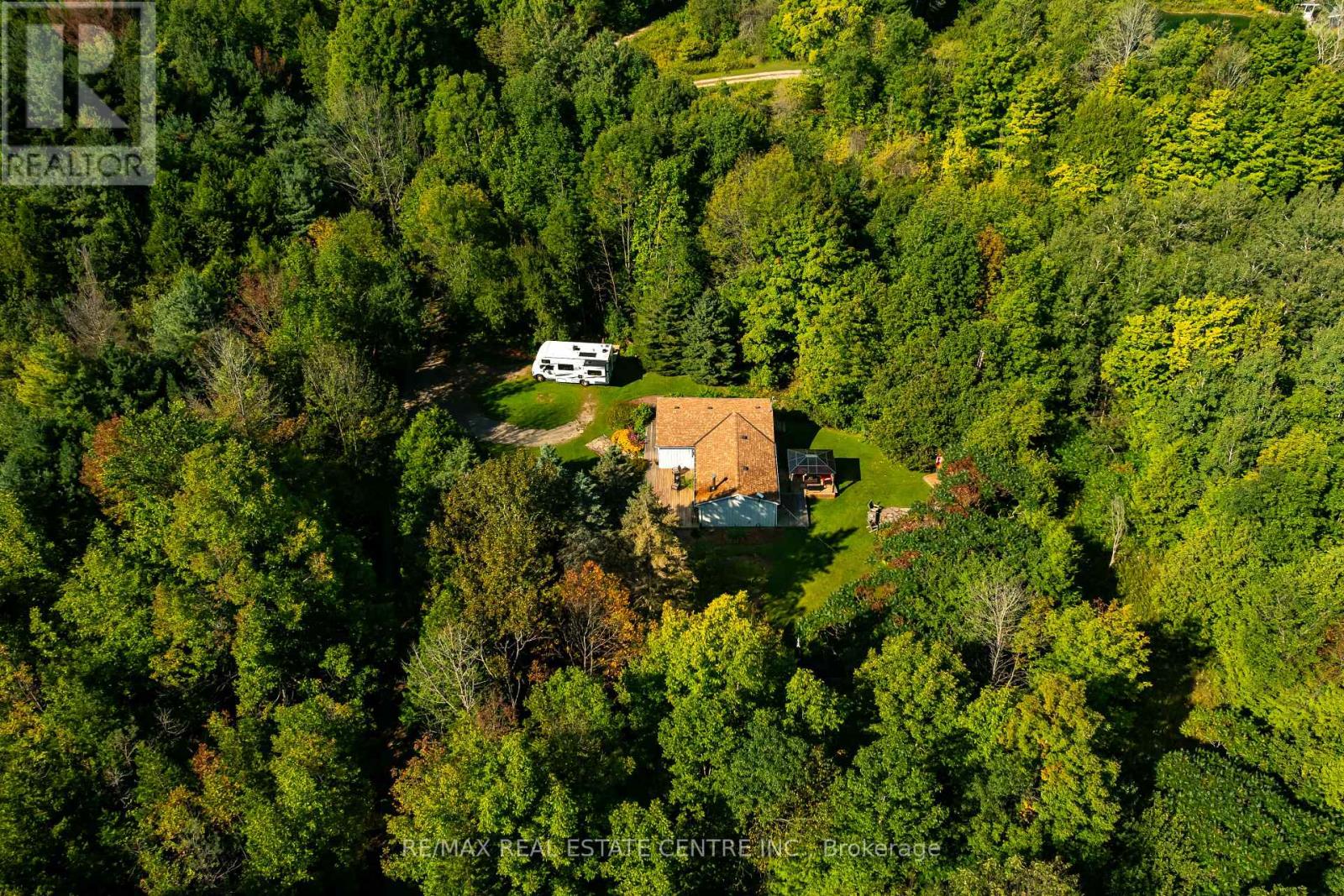 637217 Prince Of Wales Road, Mulmur, Ontario L9V 0C2 - Photo 16 - X12514172