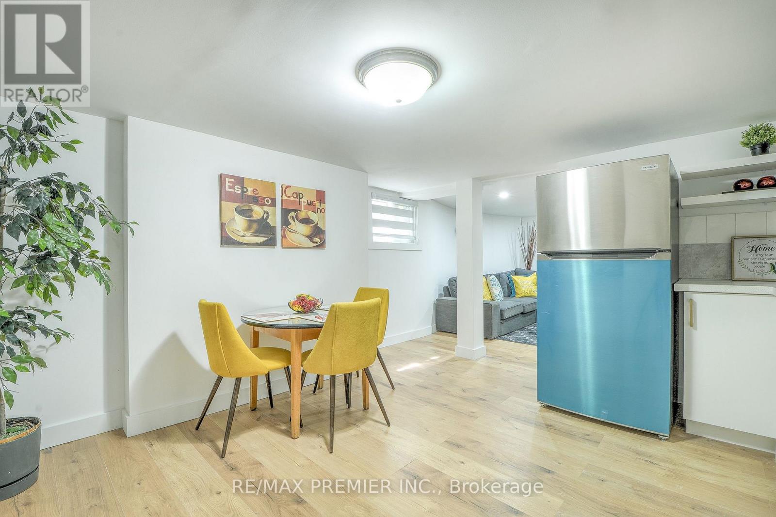 1467 Ouellette Avenue, Windsor, Ontario N8X 1K1 - Photo 31 - X12514176