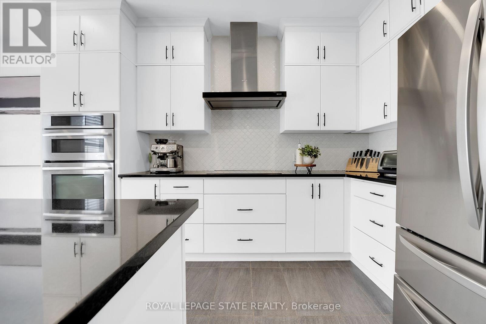 78 Chaumont Drive, Hamilton, Ontario L8J 0J8 - Photo 10 - X12514178