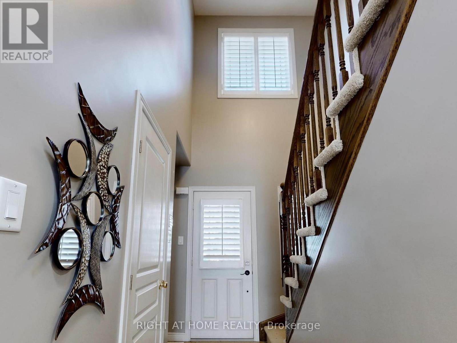 98 Willow Lane, Grimsby, Ontario  L3M 5P7 - Photo 20 - X12514190