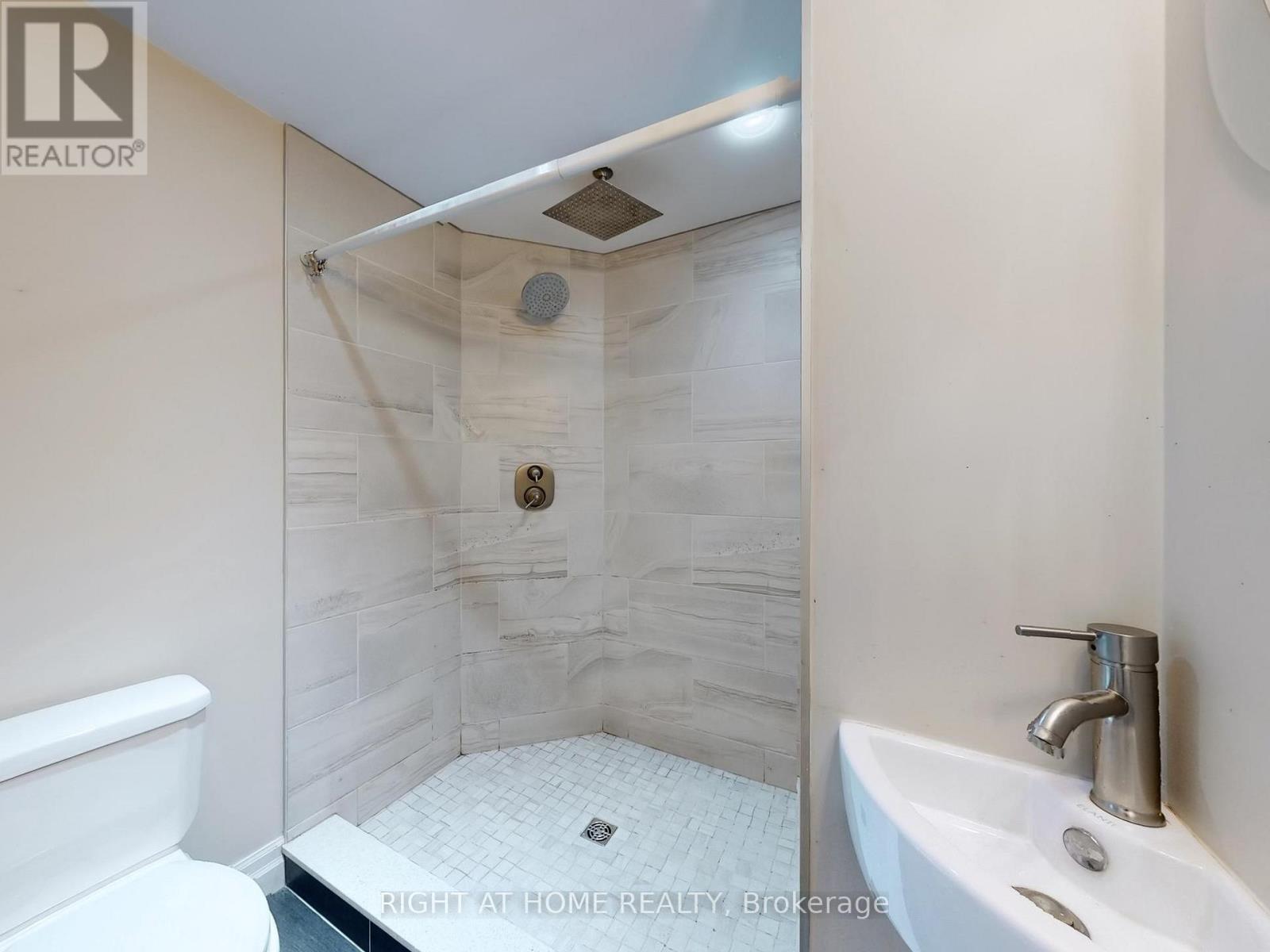 98 Willow Lane, Grimsby, Ontario  L3M 5P7 - Photo 44 - X12514190