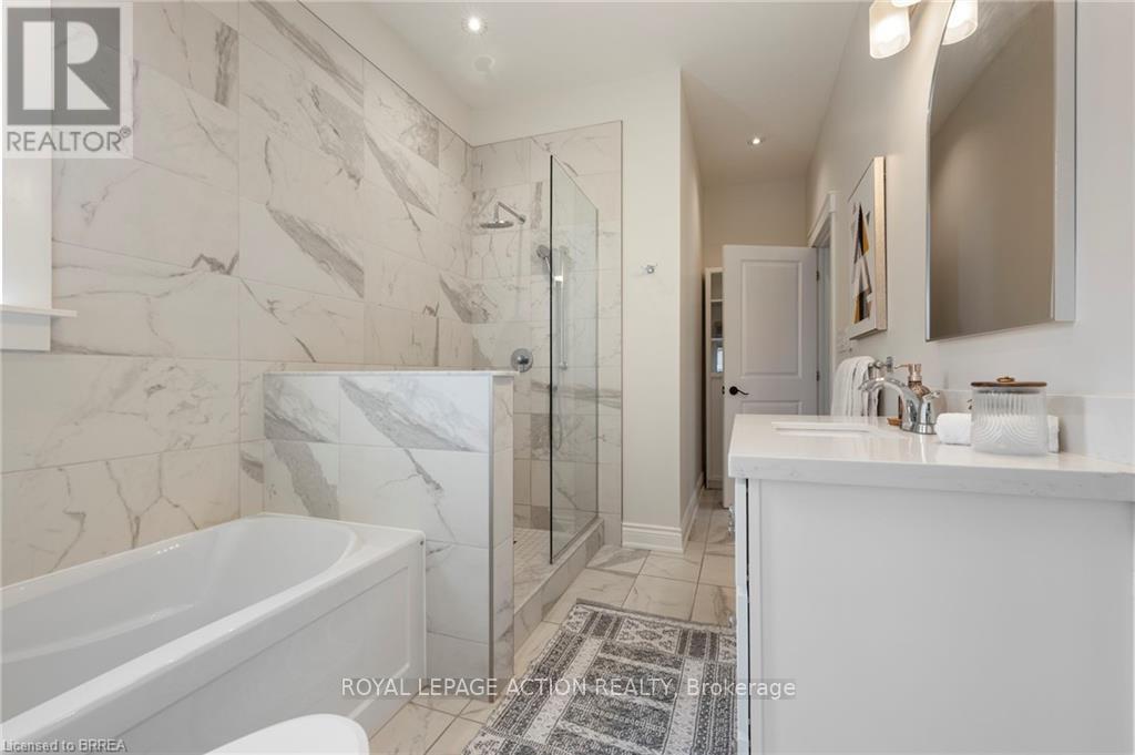 14 Spring Street, Brantford, Ontario N3T 4M3 - Photo 15 - X12514270