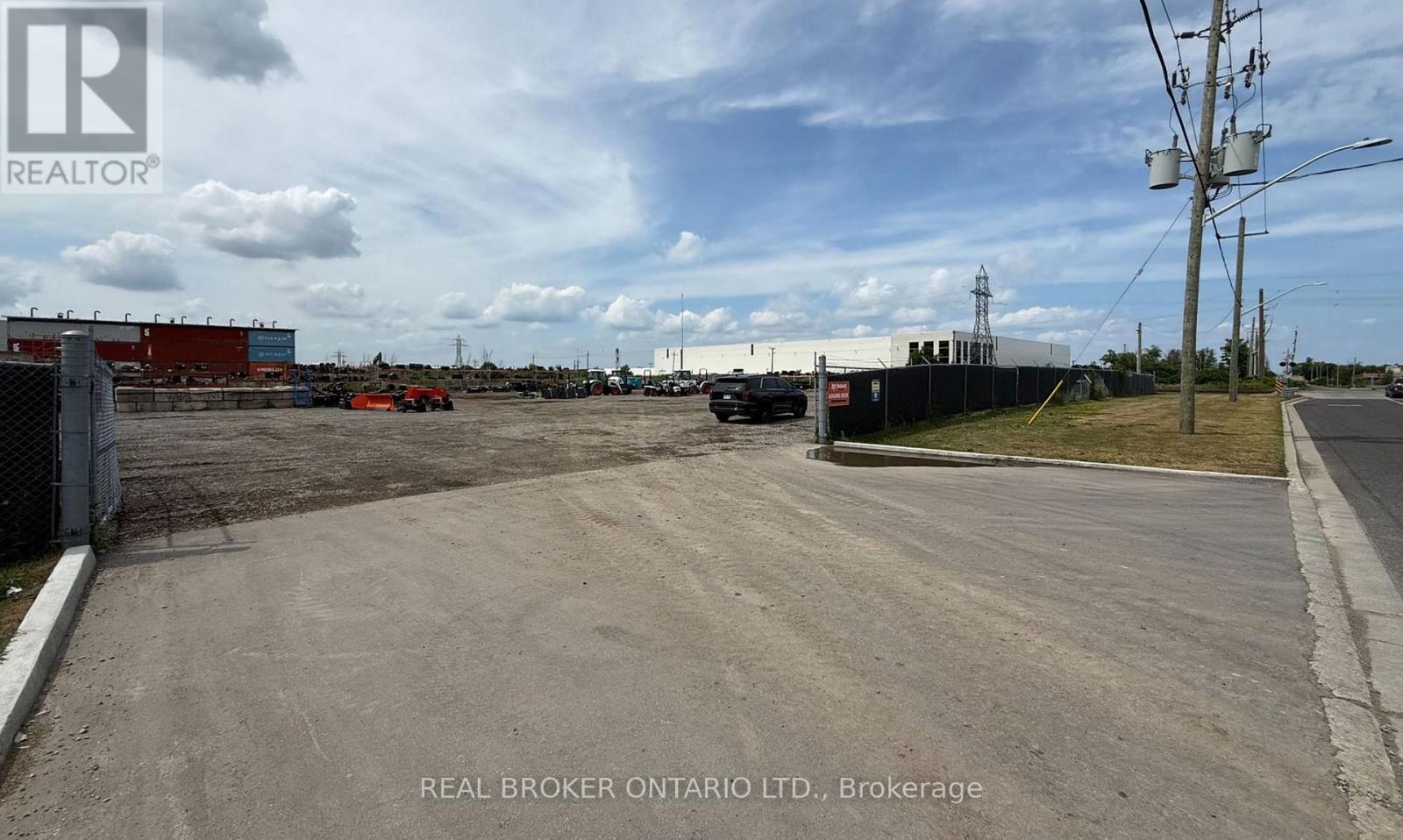 1a - 375 Mcneilly Road, Hamilton, Ontario L8E 5H4 - Photo 2 - X12514286