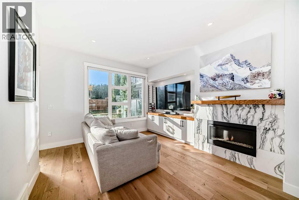 Property at 3211 16 Street SW image 4