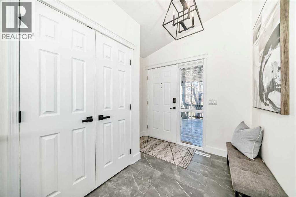 161 West Creek Pond, Chestermere, Alberta  T1X 1H4 - Photo 11 - A2268964