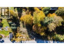 1873 Cook Avenue, rossland, British Columbia