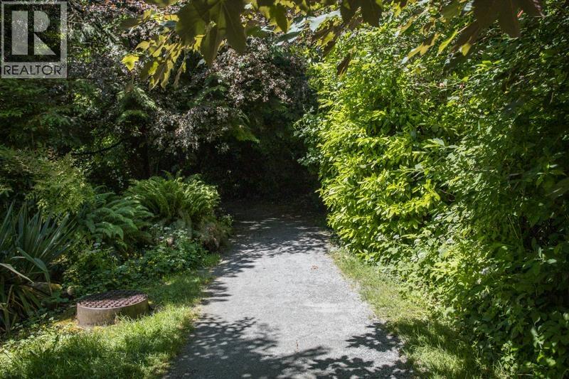 1564 Hope Road, North Vancouver, British Columbia V7P 1W9 - Photo 19 - R3065146