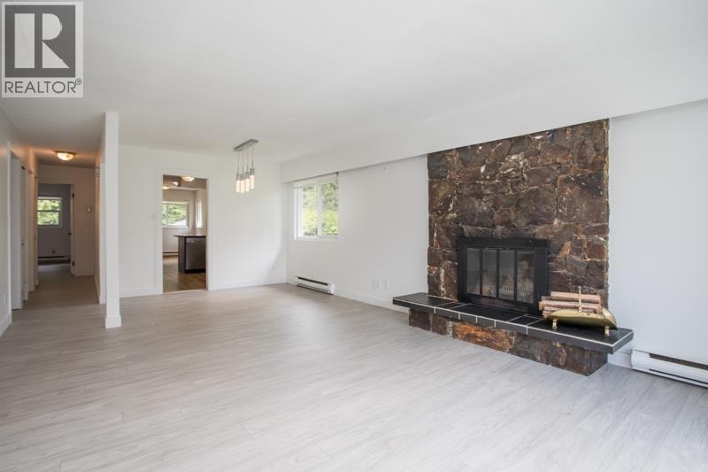 1564 Hope Road, North Vancouver, British Columbia V7P 1W9 - Photo 3 - R3065146