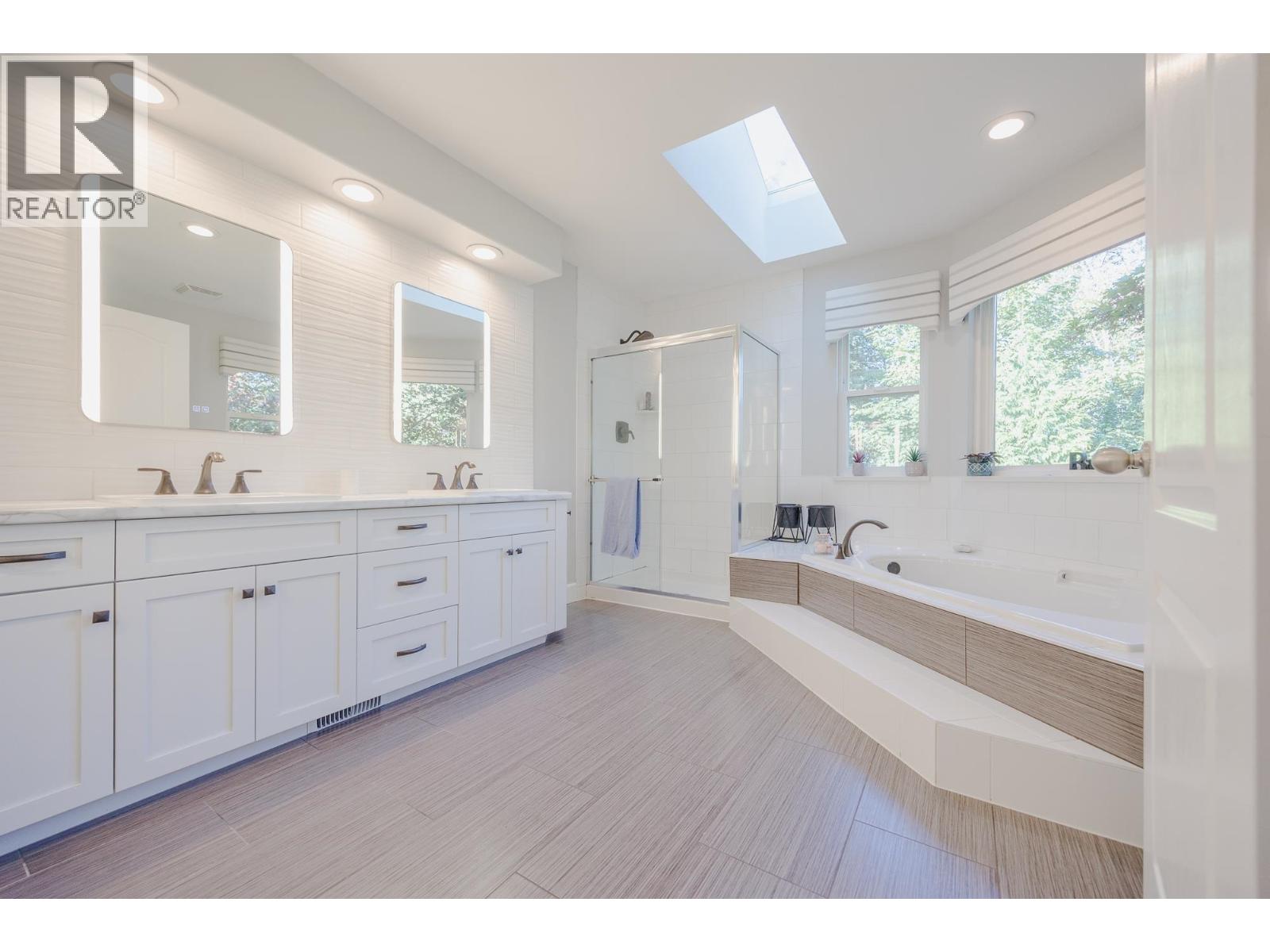 10613 238 Street, Maple Ridge, British Columbia  V2W 1E4 - Photo 18 - R3065156