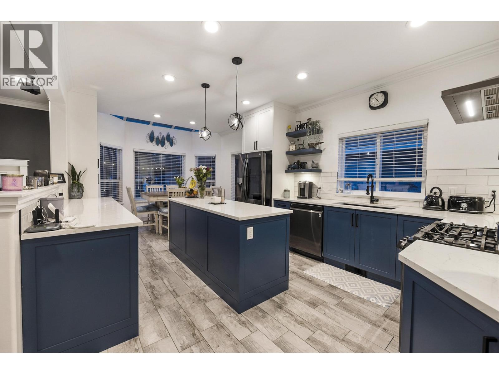 10613 238 Street, Maple Ridge, British Columbia  V2W 1E4 - Photo 3 - R3065156