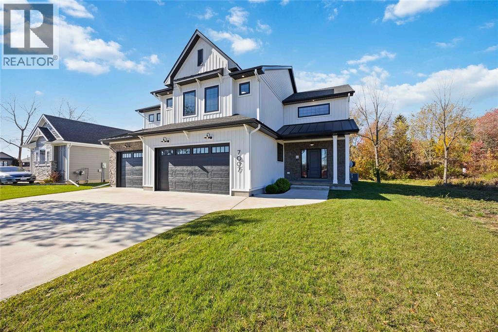 7007 Blue Coast Heights, Plympton-Wyoming, Ontario N0N 1E0 - Photo 3 - 25028038