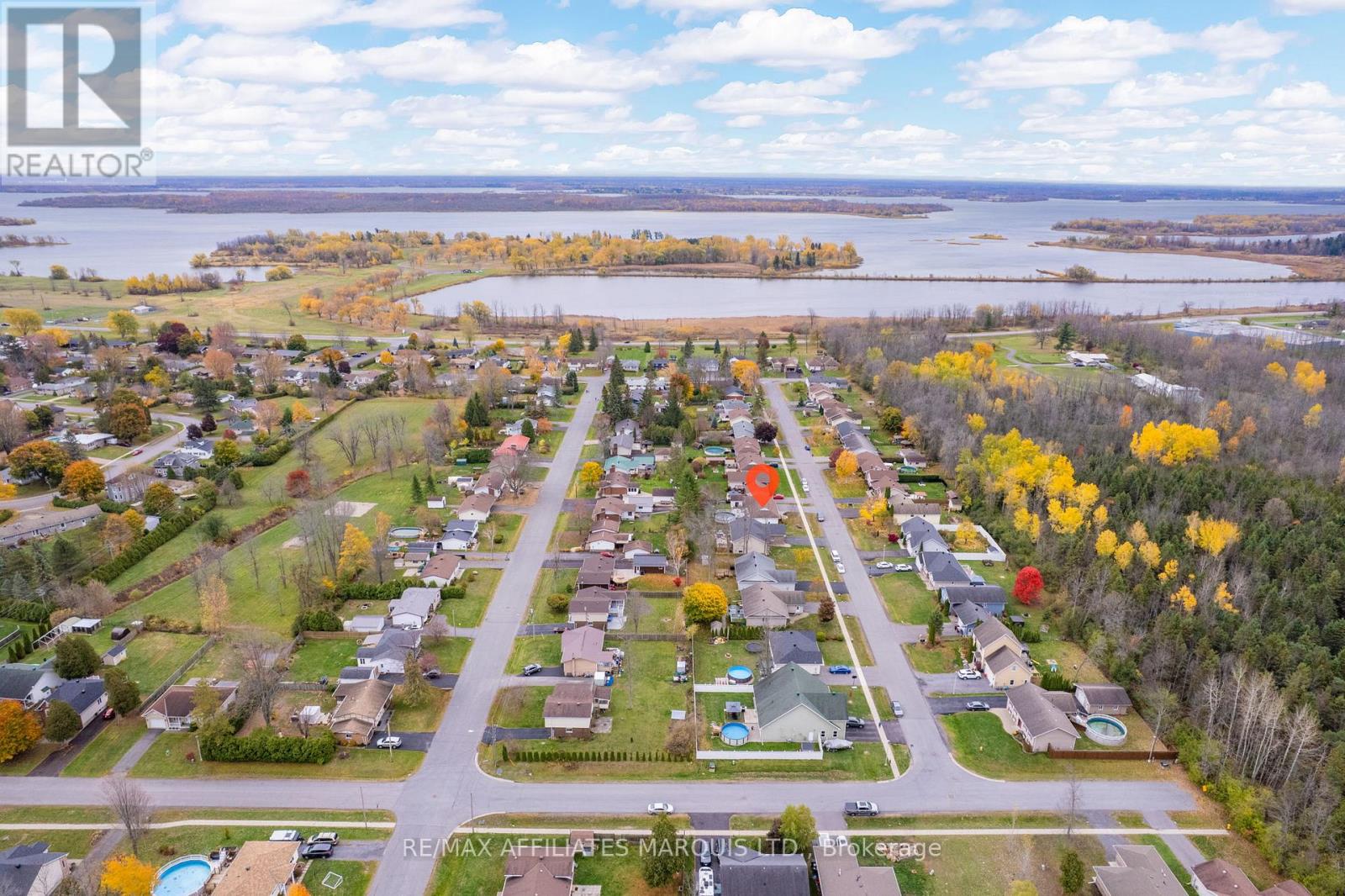 17 Napier Street, South Stormont, Ontario K0C 1M0 - Photo 38 - X12514344