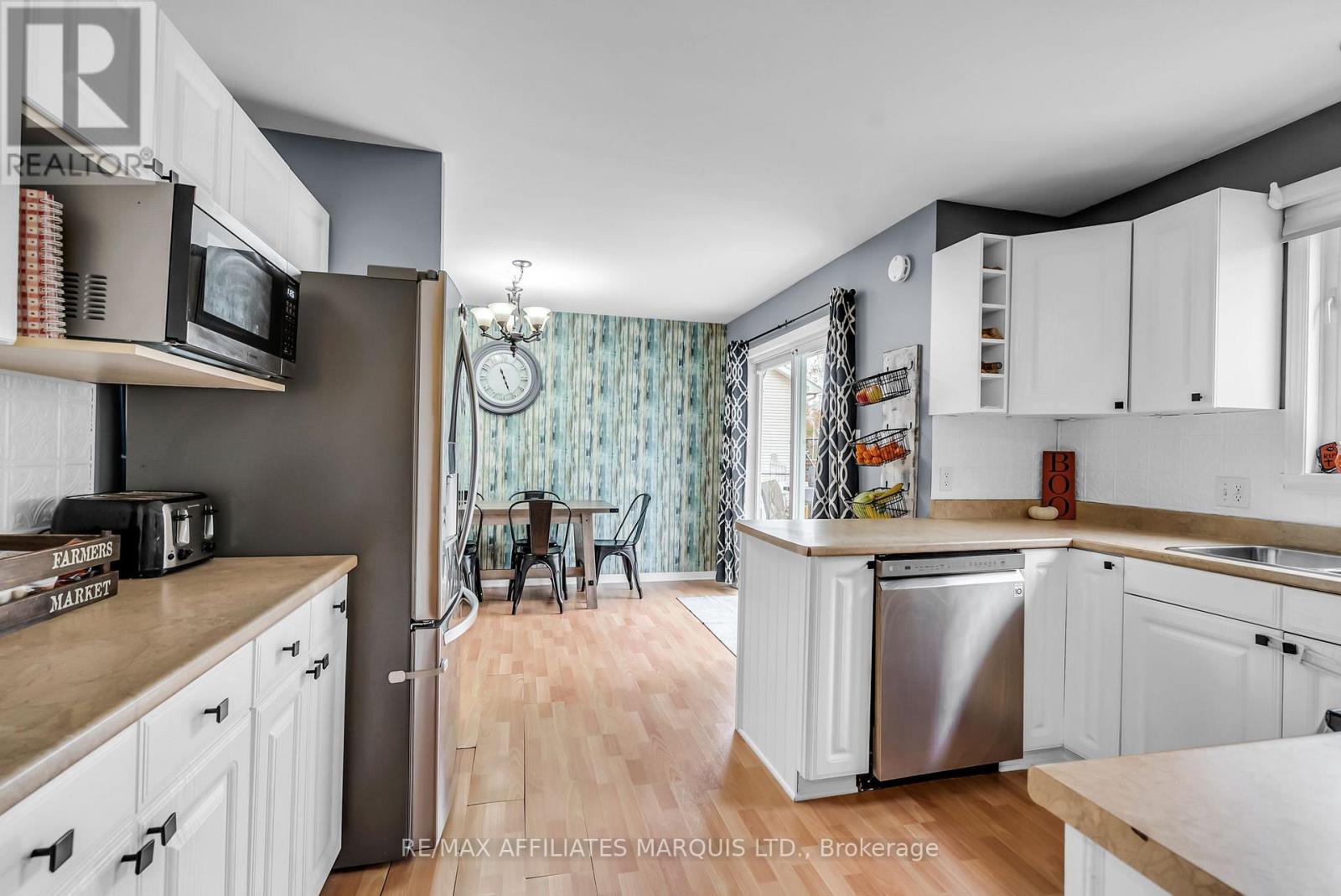 17 Napier Street, South Stormont, Ontario K0C 1M0 - Photo 7 - X12514344