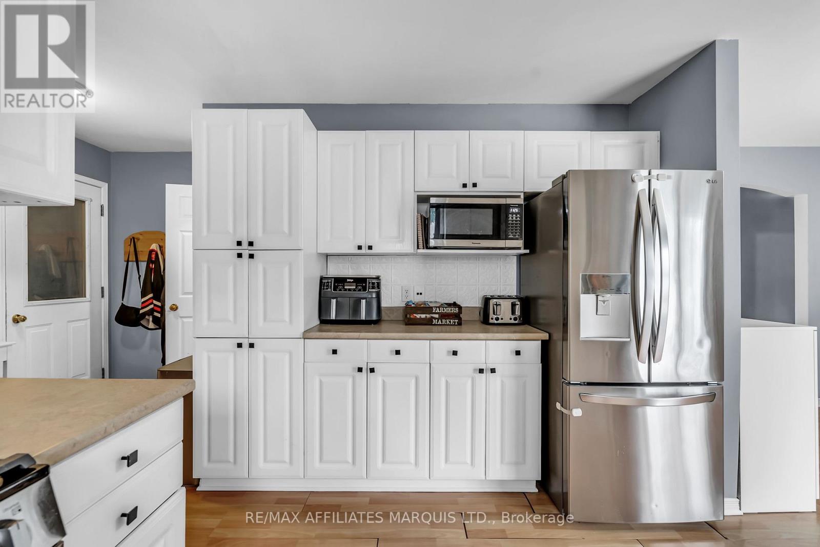 17 Napier Street, South Stormont, Ontario K0C 1M0 - Photo 8 - X12514344