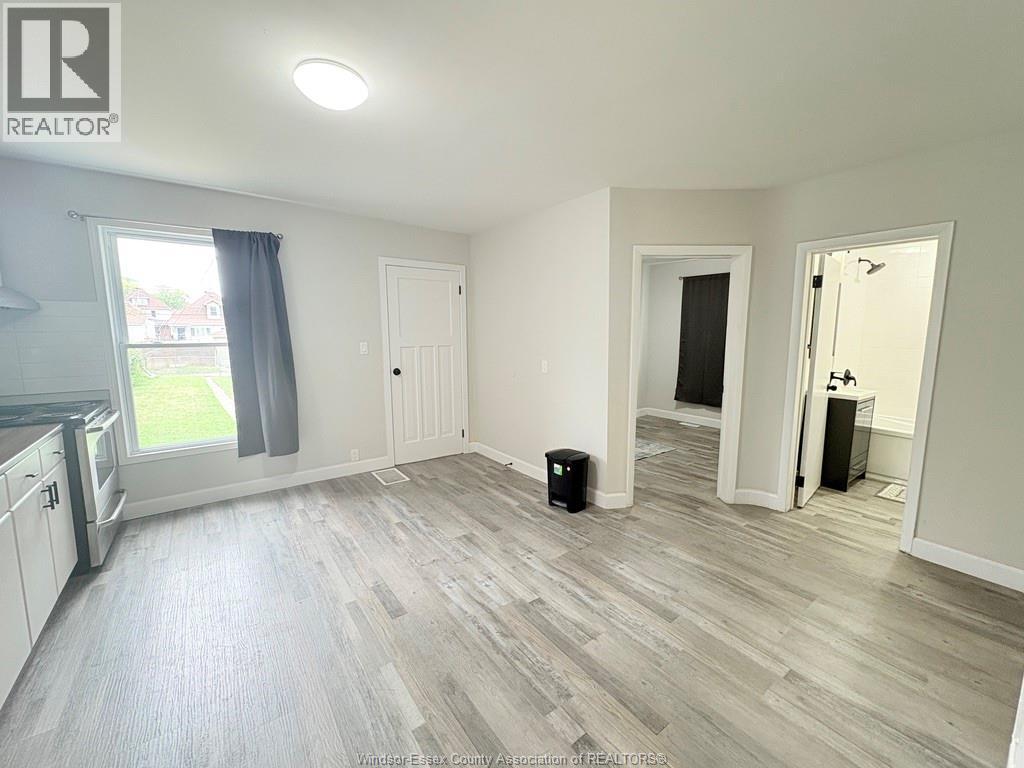 820 Marion Avenue Unit# Main, Windsor, Ontario  N9A 2H9 - Photo 3 - 25028142