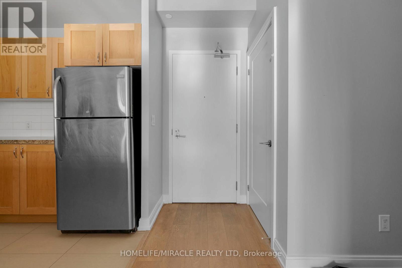 216 - 540 Bur Oak Avenue, Markham, Ontario  L6C 0Y2 - Photo 6 - N12468687