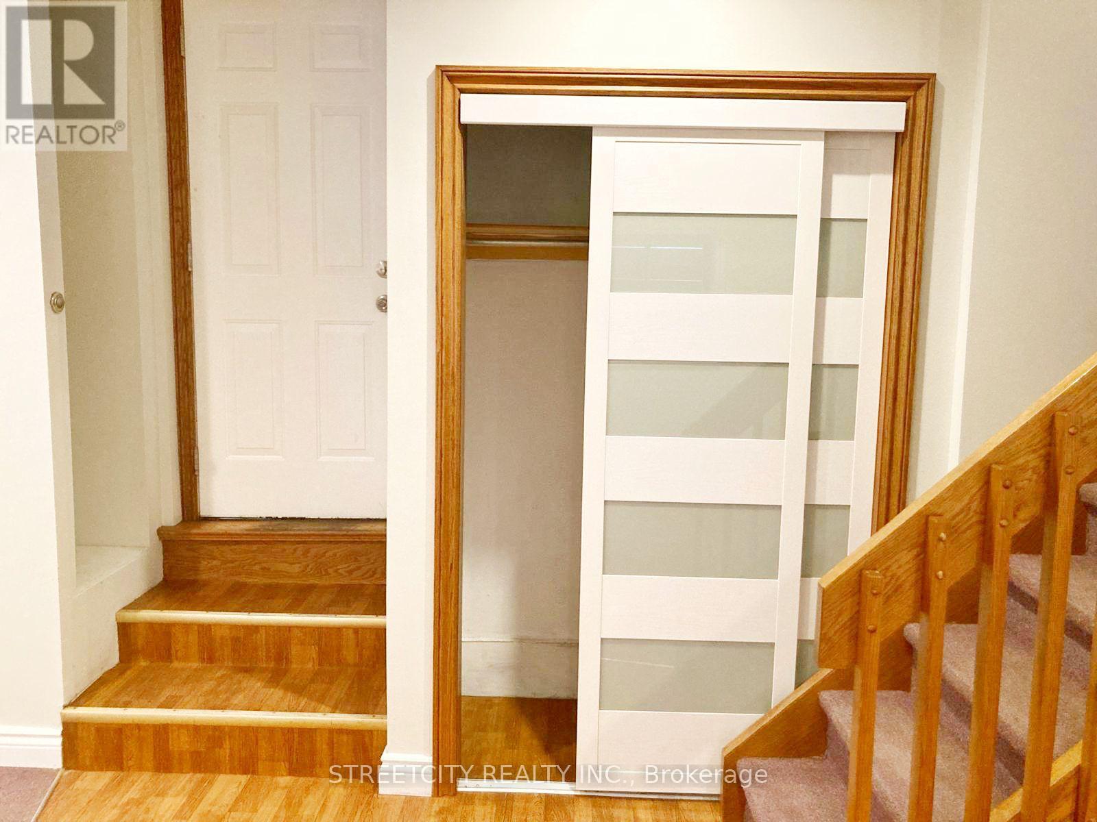 76 Glenwood Avenue, London East, Ontario  N5Z 2P9 - Photo 8 - X12513520