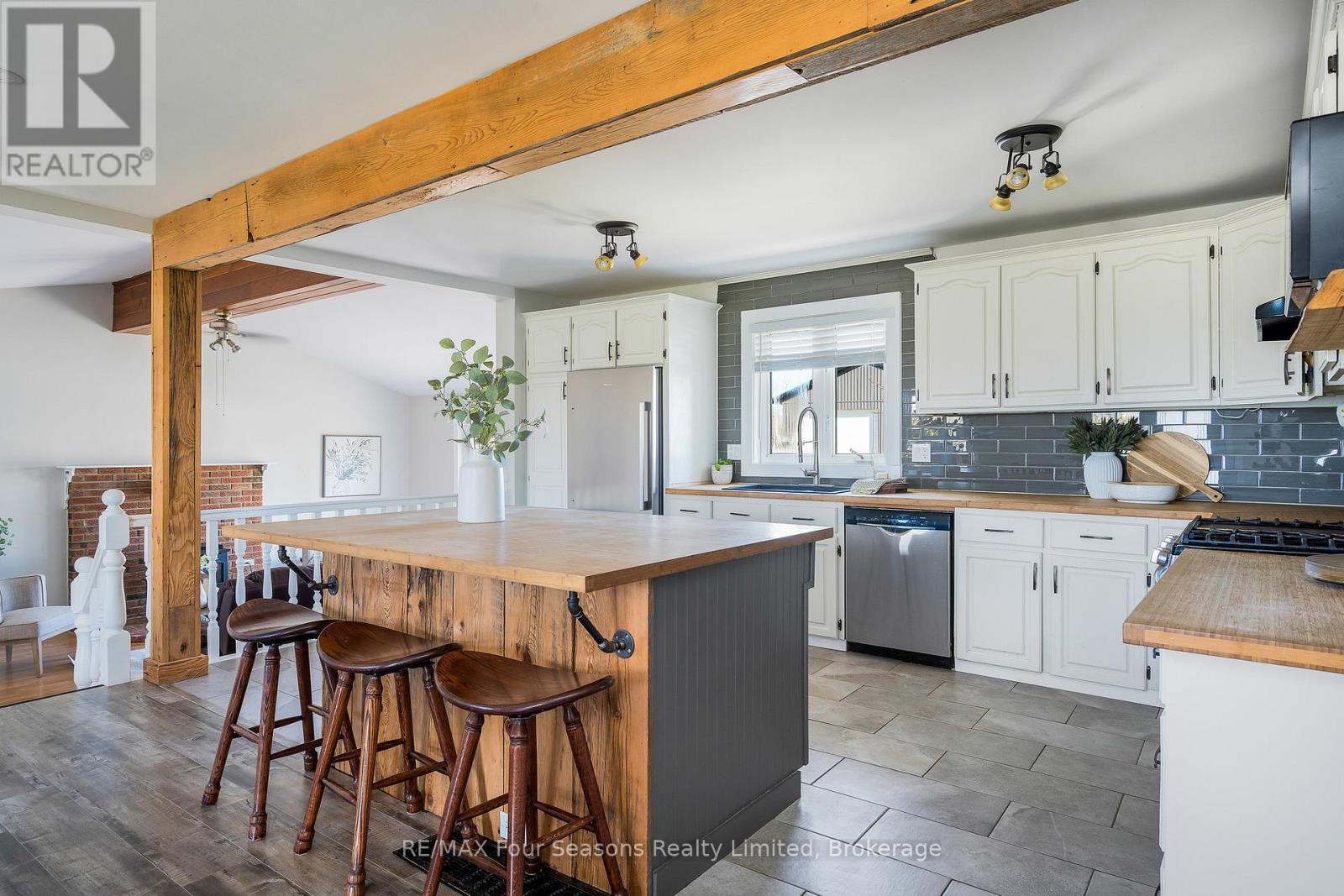 475 Lyons Court, Wasaga Beach, Ontario  L9Z 1V1 - Photo 8 - S12514704