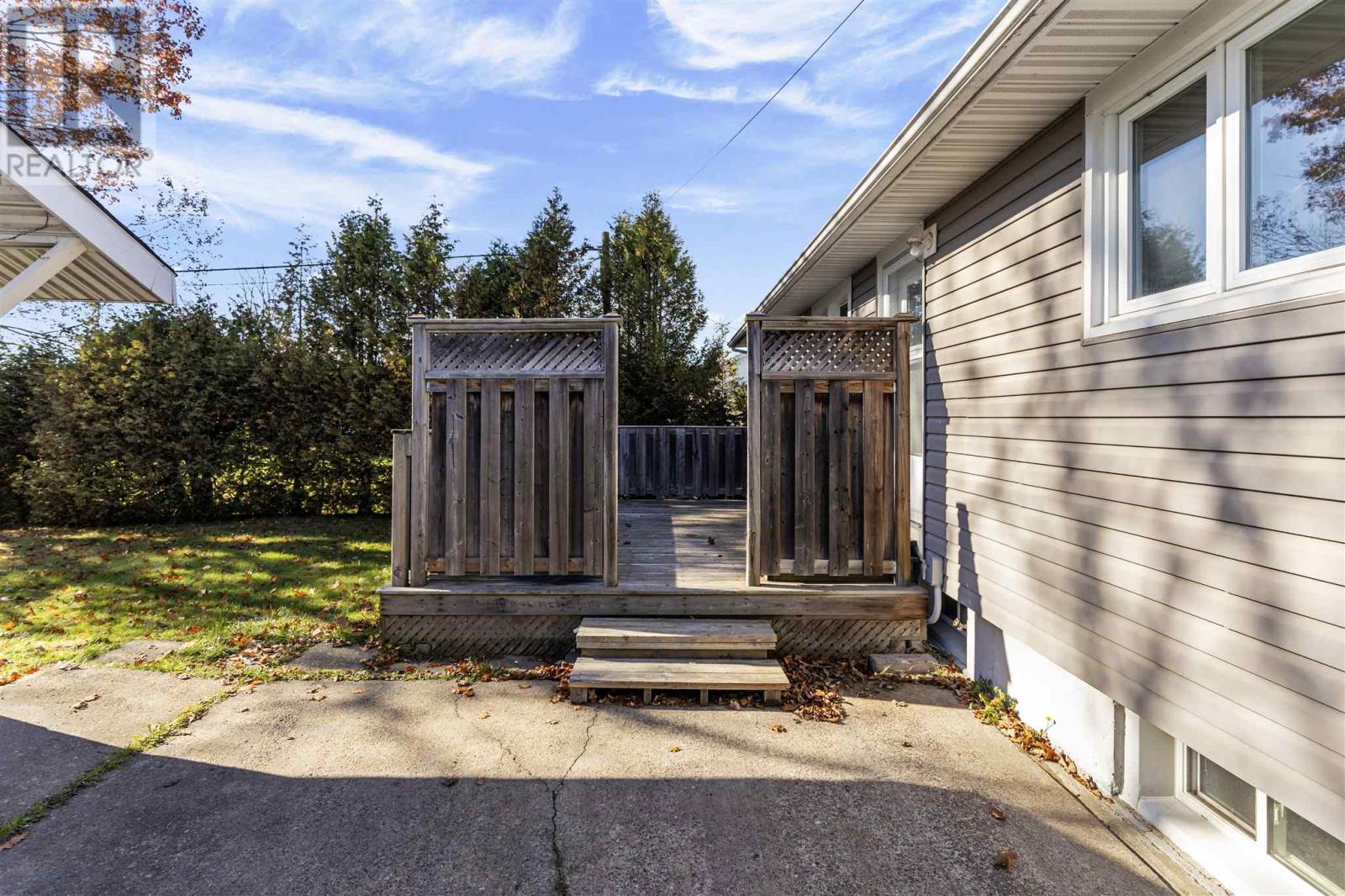 1573 Wellington St E, Sault Ste. Marie, Ontario P6A 2R6 - Photo 31 - SM253115