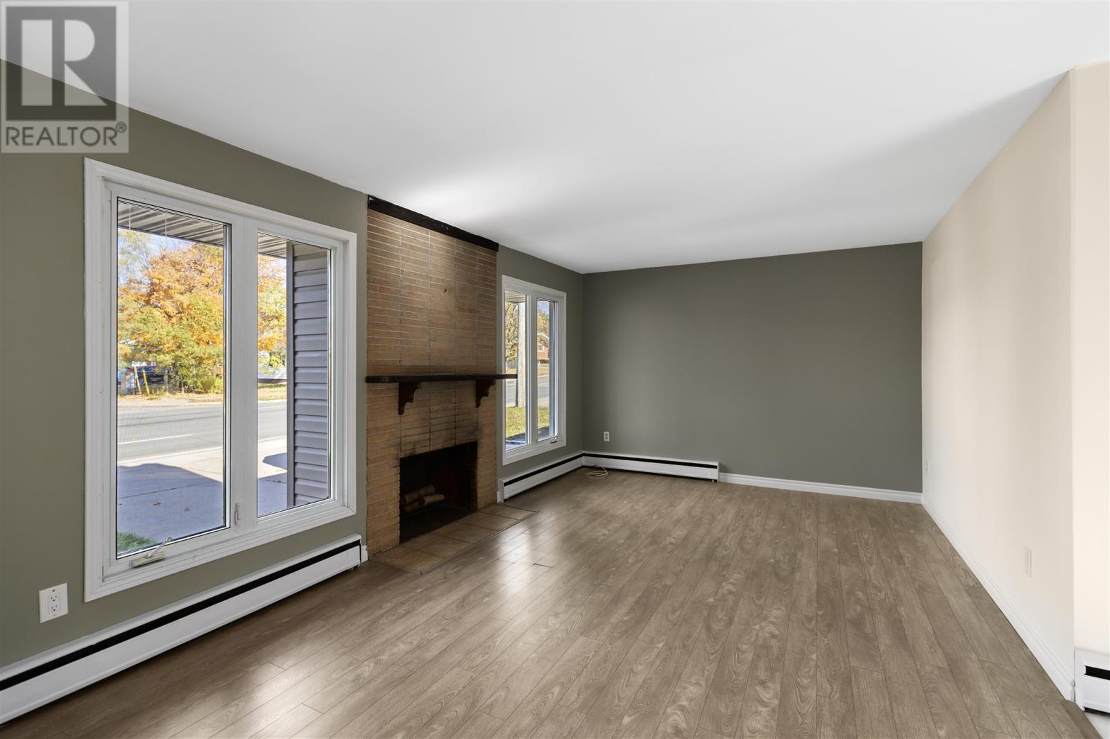 1573 Wellington St E, Sault Ste. Marie, Ontario P6A 2R6 - Photo 3 - SM253115