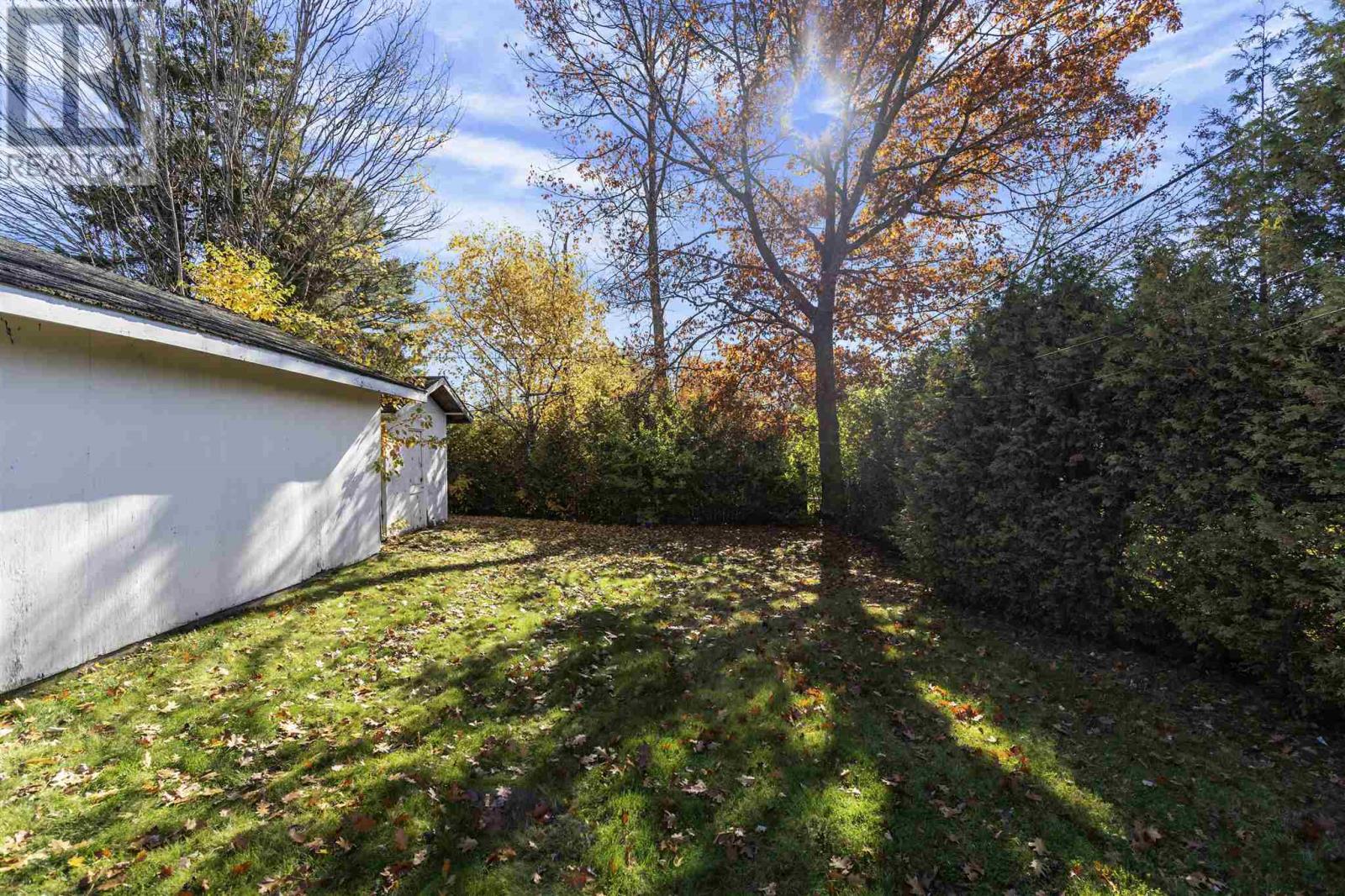 1573 Wellington St E, Sault Ste. Marie, Ontario P6A 2R6 - Photo 38 - SM253115