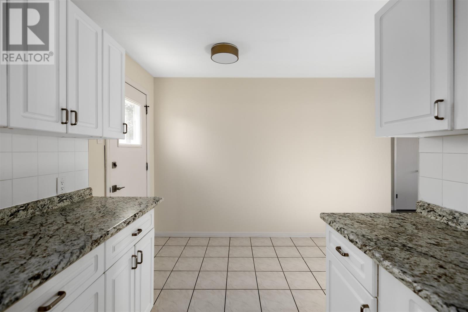 1573 Wellington St E, Sault Ste. Marie, Ontario P6A 2R6 - Photo 9 - SM253115