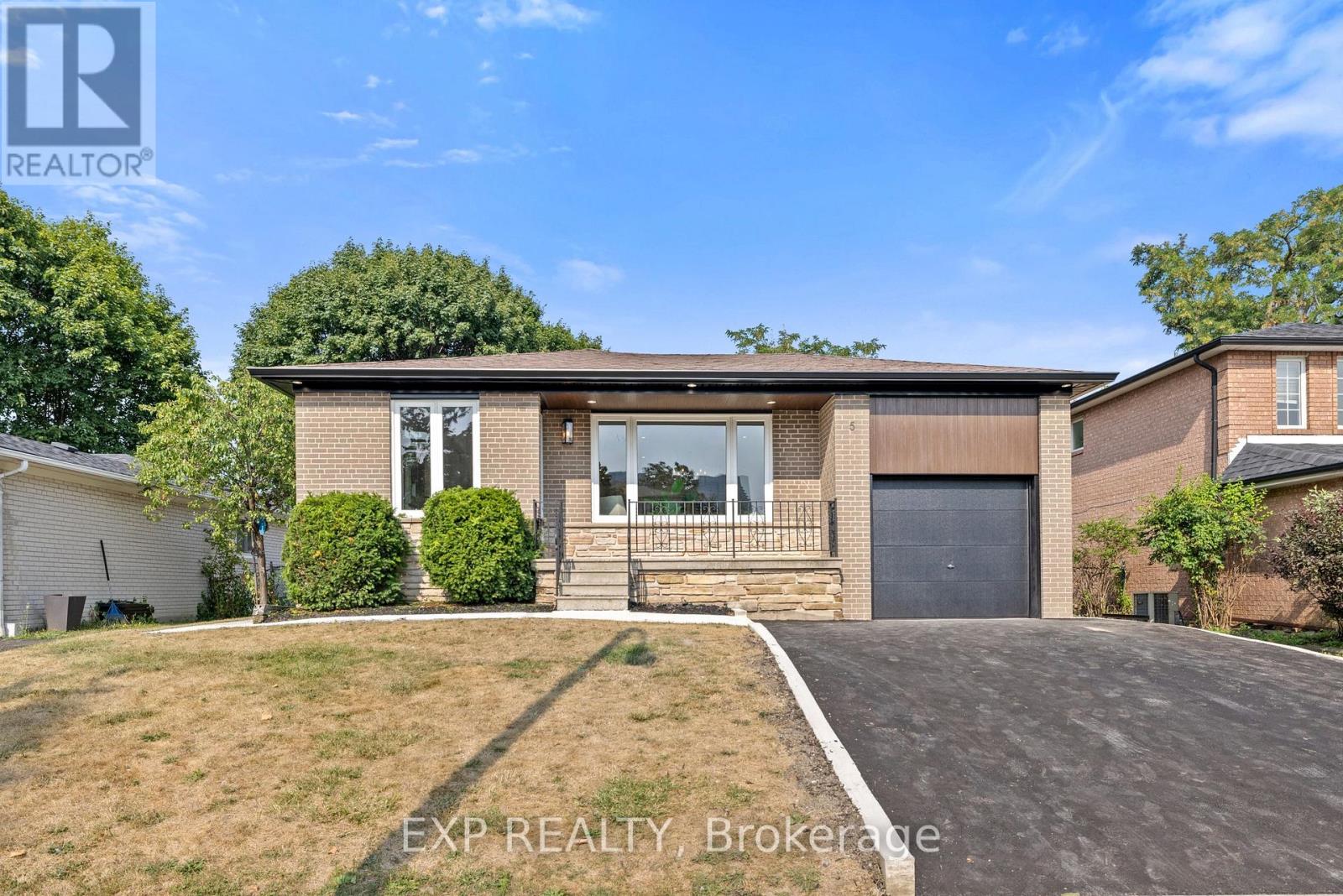 5 Midcroft Drive, Toronto, Ontario  M1S 1W9 - Photo 2 - E12514324