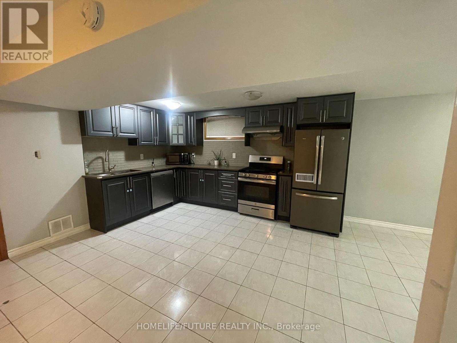 Bsmt - 311 Huntsmill Boulevard, Toronto, Ontario  M1W 3C9 - Photo 7 - E12514336