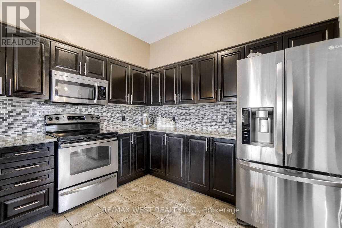 1200 Langley Circle, Oshawa, Ontario  L1K 0E2 - Photo 12 - E12514342