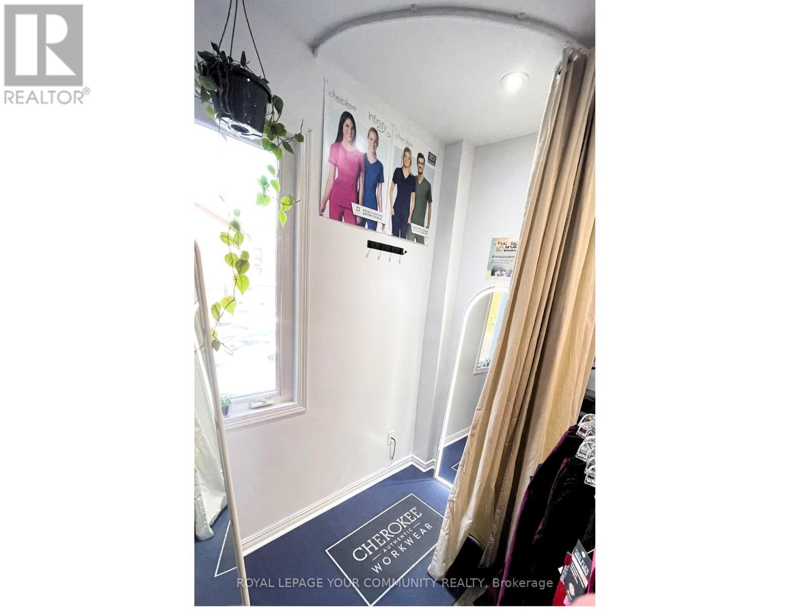 118 John Street, Whitby, Ontario  L1N 2T3 - Photo 11 - E12514428