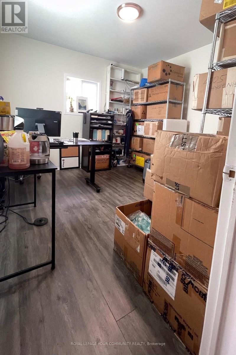 118 John Street, Whitby, Ontario  L1N 2T3 - Photo 13 - E12514428