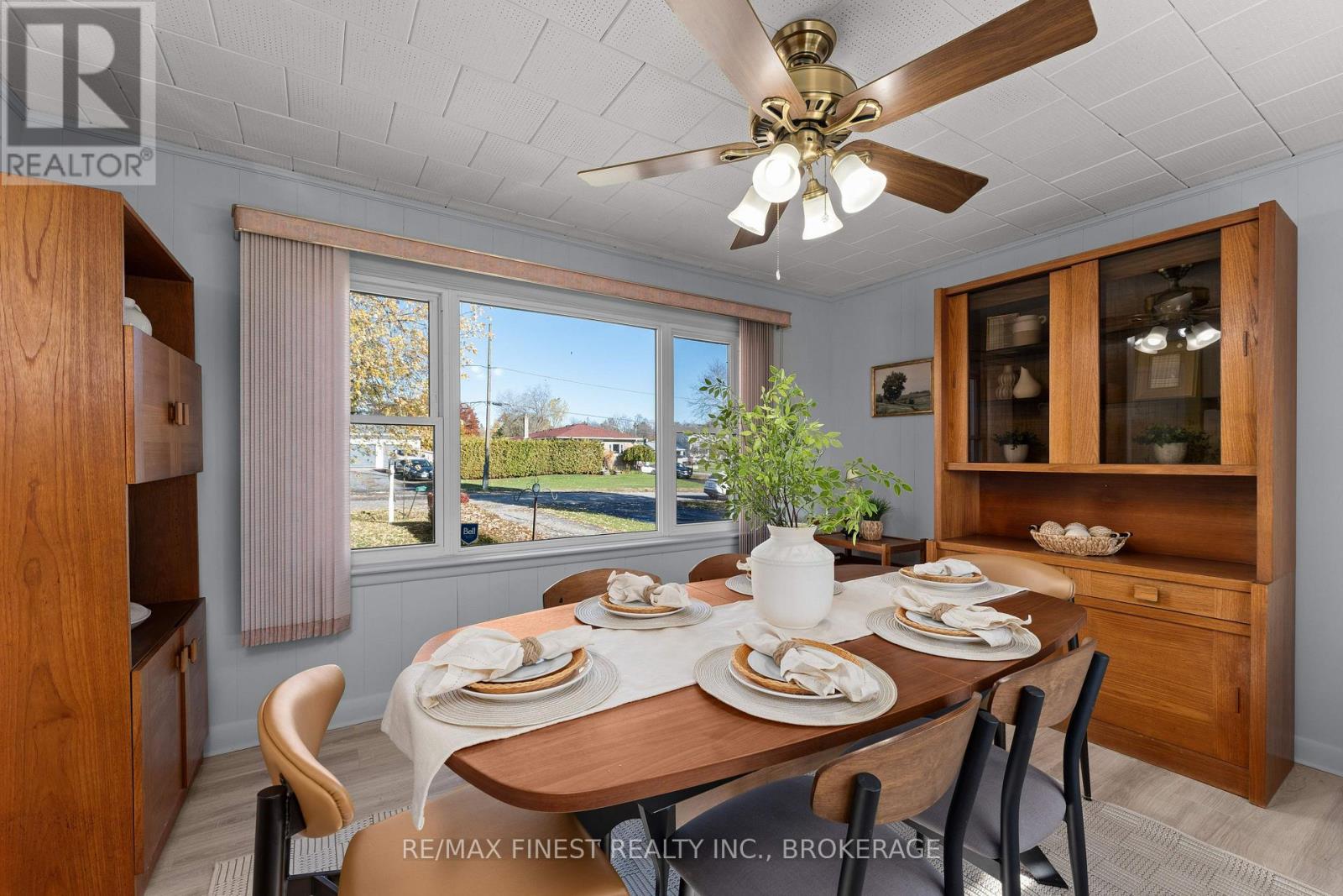 1761 Floyd Avenue, Kingston, Ontario K7L 4V4 - Photo 12 - X12514546