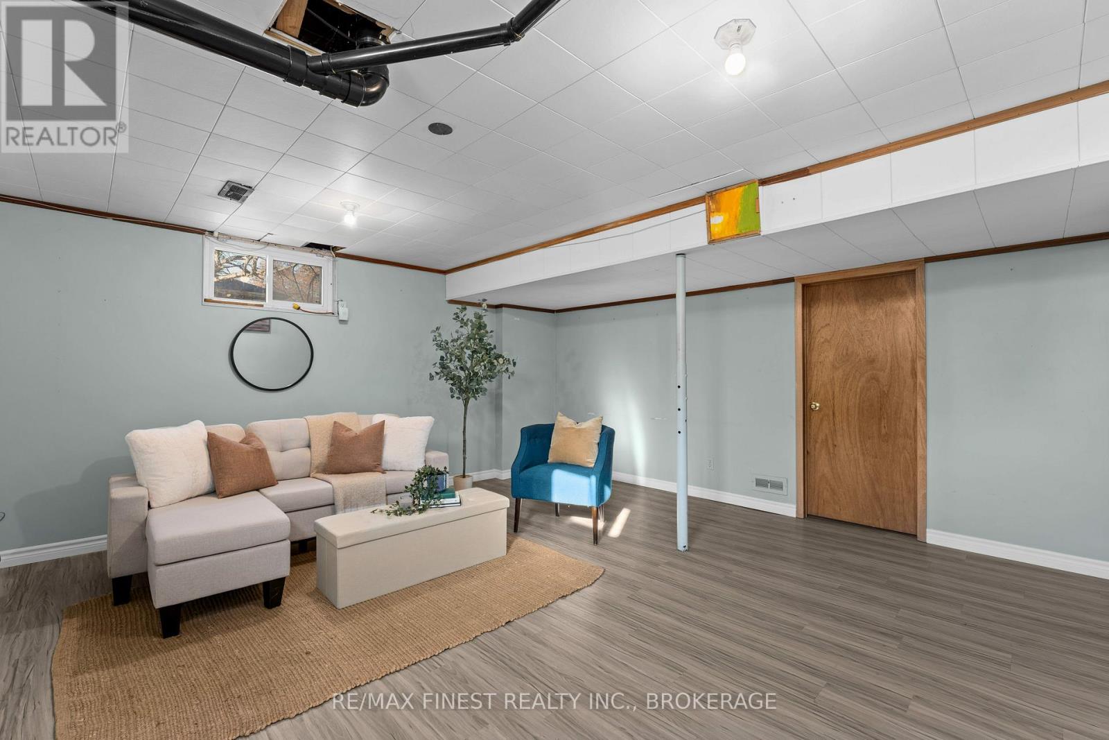 1761 Floyd Avenue, Kingston, Ontario K7L 4V4 - Photo 32 - X12514546