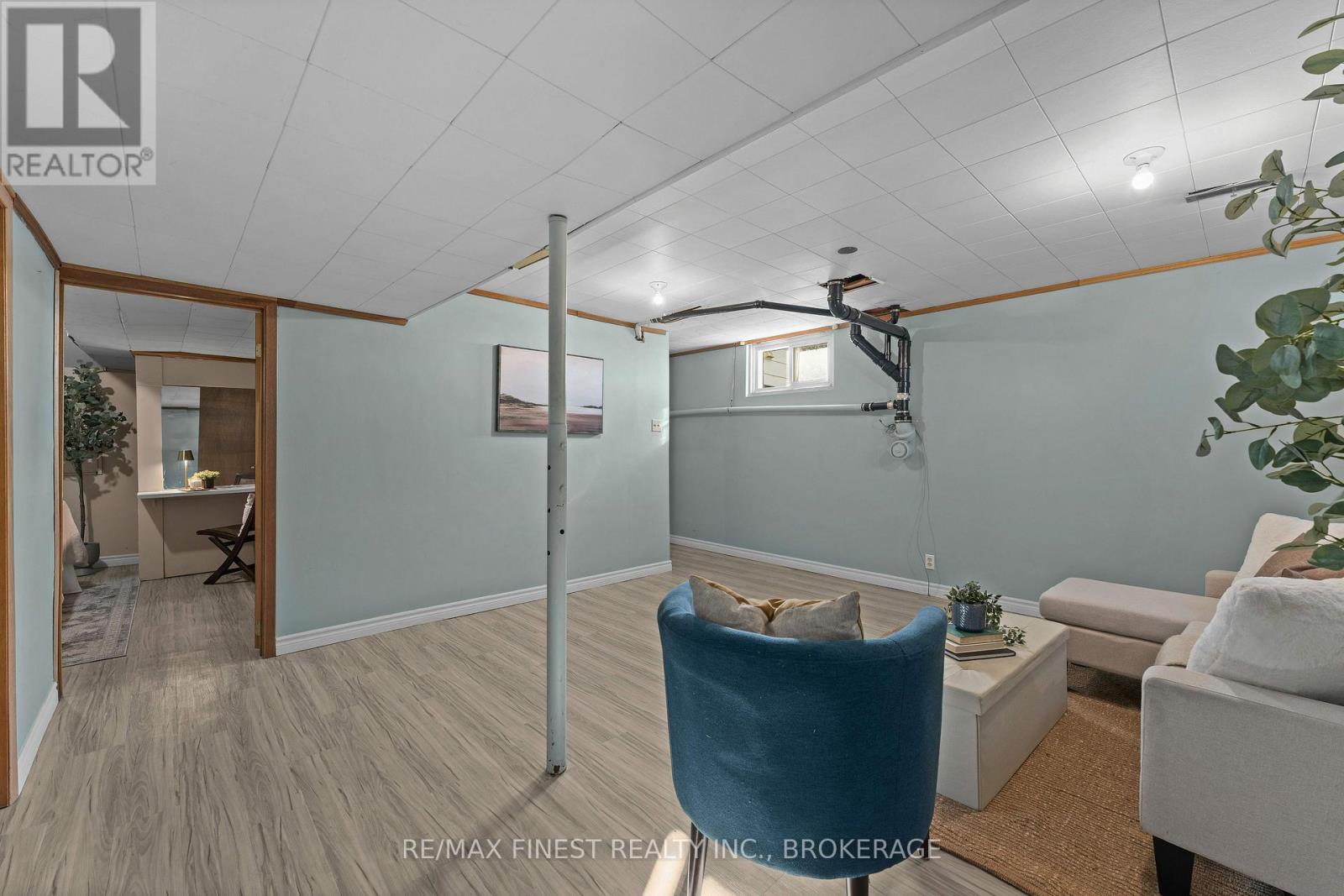 1761 Floyd Avenue, Kingston, Ontario K7L 4V4 - Photo 34 - X12514546