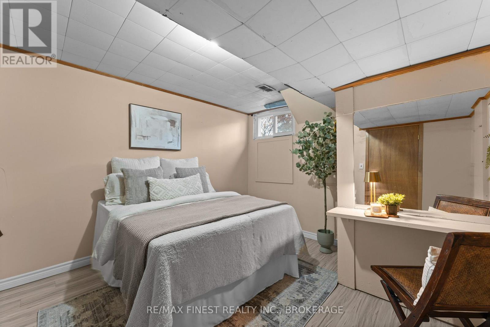 1761 Floyd Avenue, Kingston, Ontario K7L 4V4 - Photo 36 - X12514546