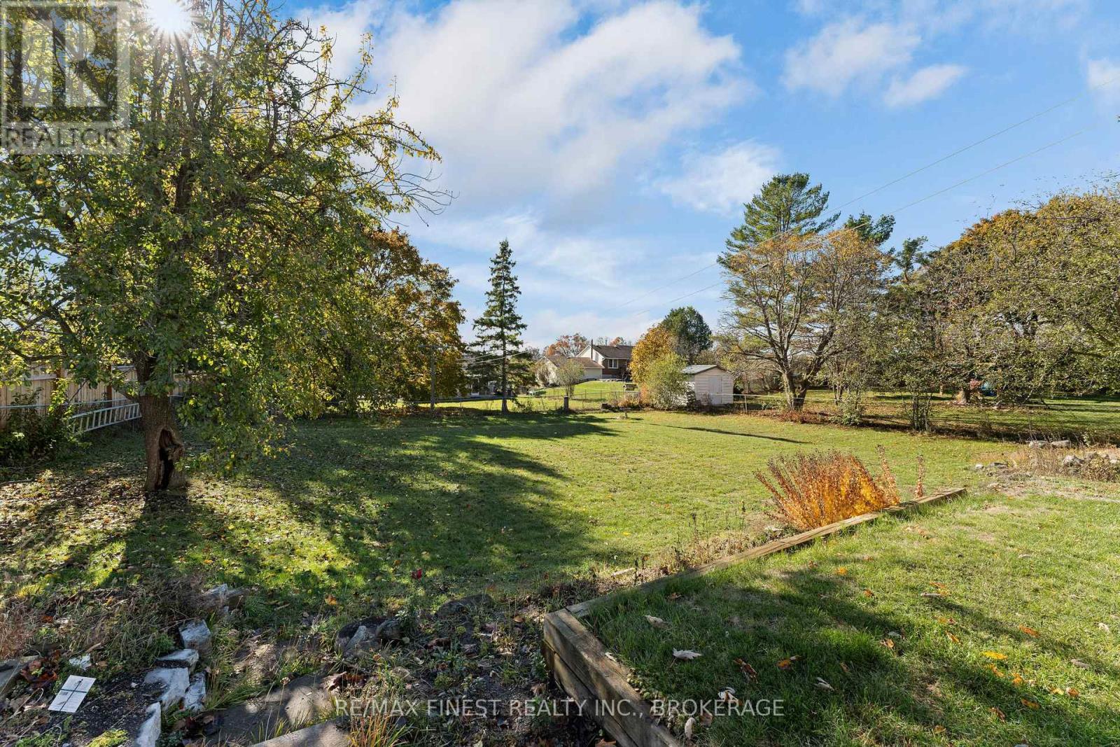 1761 Floyd Avenue, Kingston, Ontario K7L 4V4 - Photo 42 - X12514546