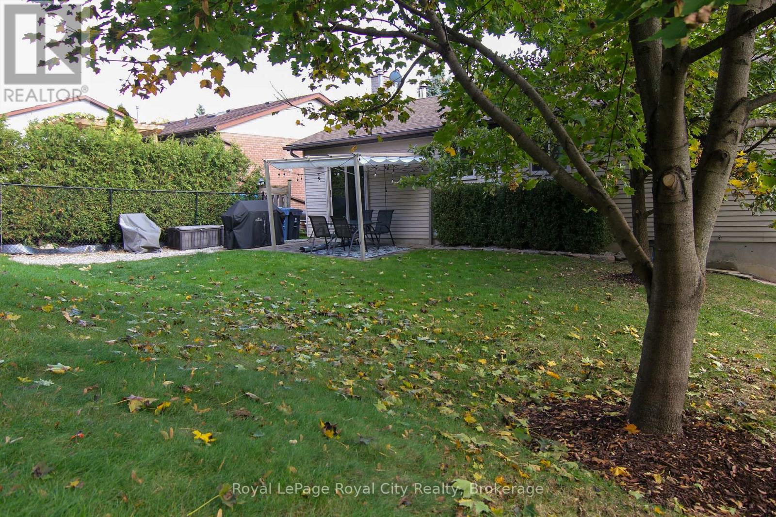 41 Shoemaker Crescent, Guelph (Junction/onward Willow), Ontario  N1K 1J5 - Photo 24 - X12514594