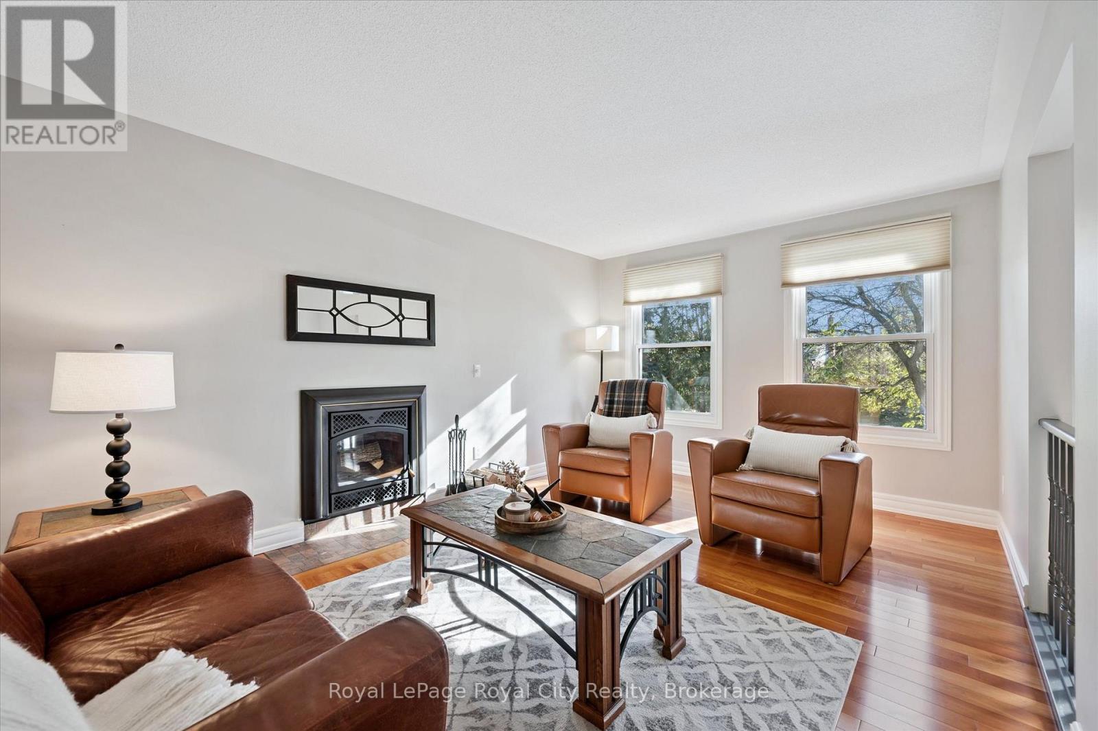 41 Shoemaker Crescent, Guelph (Junction/onward Willow), Ontario  N1K 1J5 - Photo 6 - X12514594