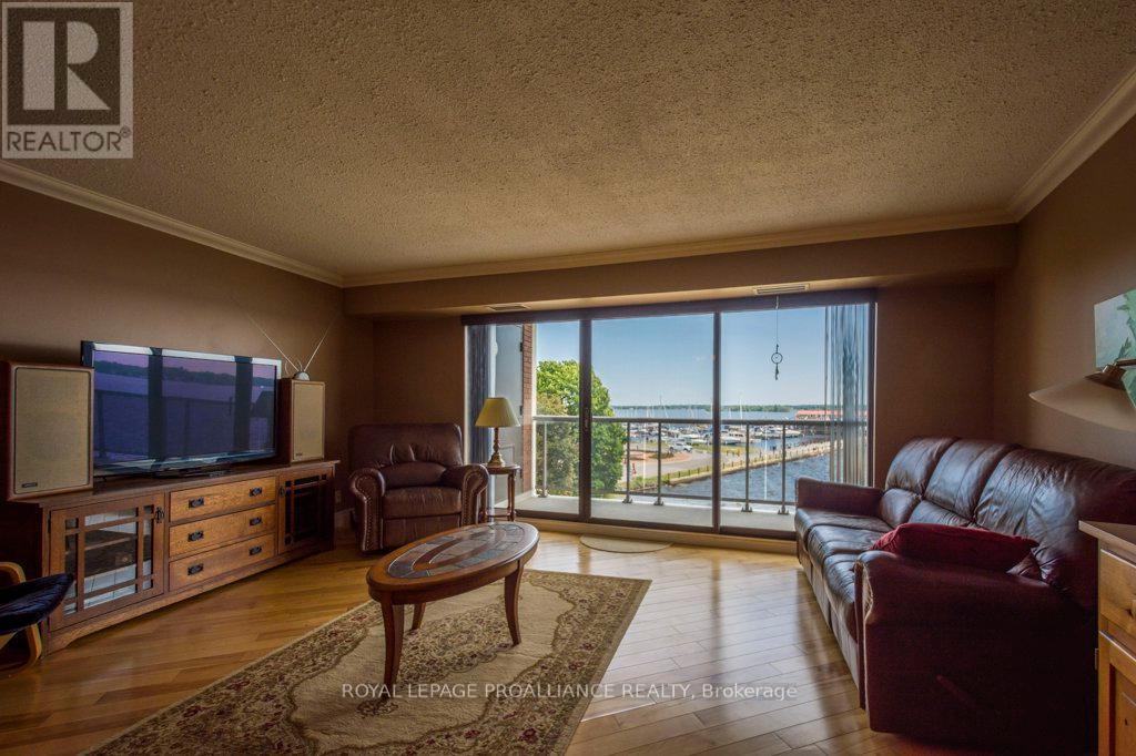 402 - 2 South Front Street, Belleville, Ontario K8N 5K7 - Photo 10 - X12514610