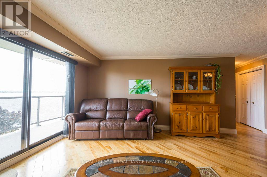 402 - 2 South Front Street, Belleville, Ontario K8N 5K7 - Photo 12 - X12514610