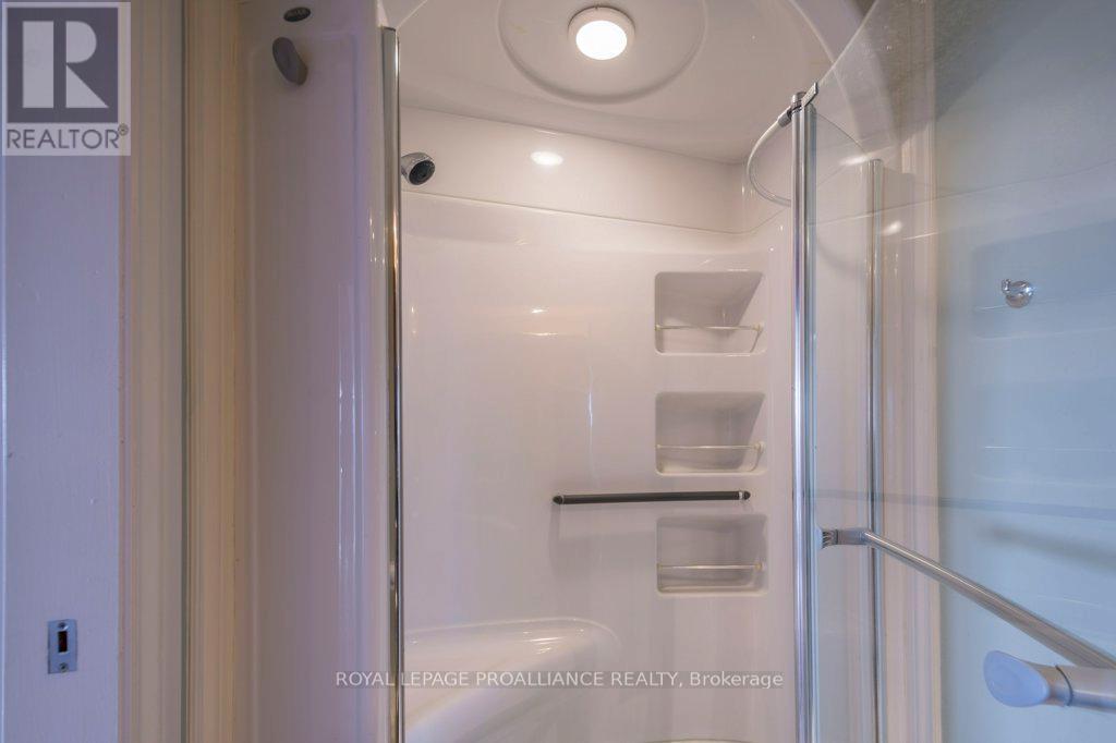 402 - 2 South Front Street, Belleville, Ontario K8N 5K7 - Photo 17 - X12514610