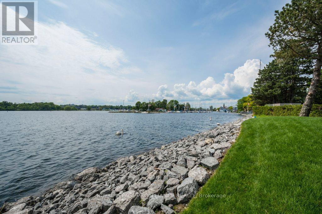 402 - 2 South Front Street, Belleville, Ontario K8N 5K7 - Photo 34 - X12514610