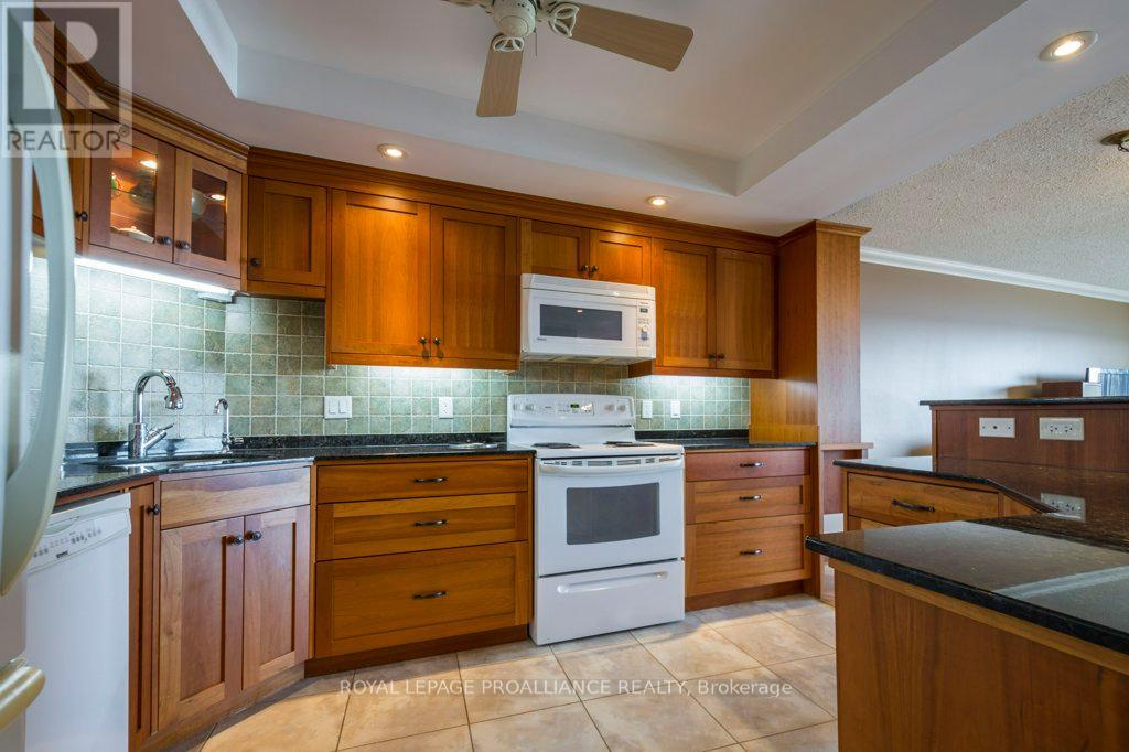 402 - 2 South Front Street, Belleville, Ontario K8N 5K7 - Photo 4 - X12514610