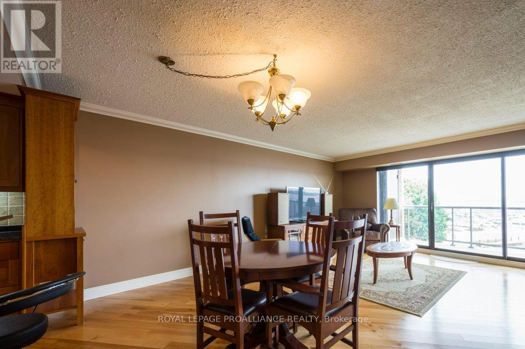 402 - 2 South Front Street, Belleville, Ontario K8N 5K7 - Photo 8 - X12514610