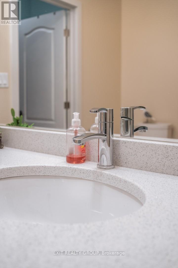 52 Aletha Drive, Prince Edward County (Wellington Ward), Ontario  K0K 3L0 - Photo 19 - X12514710