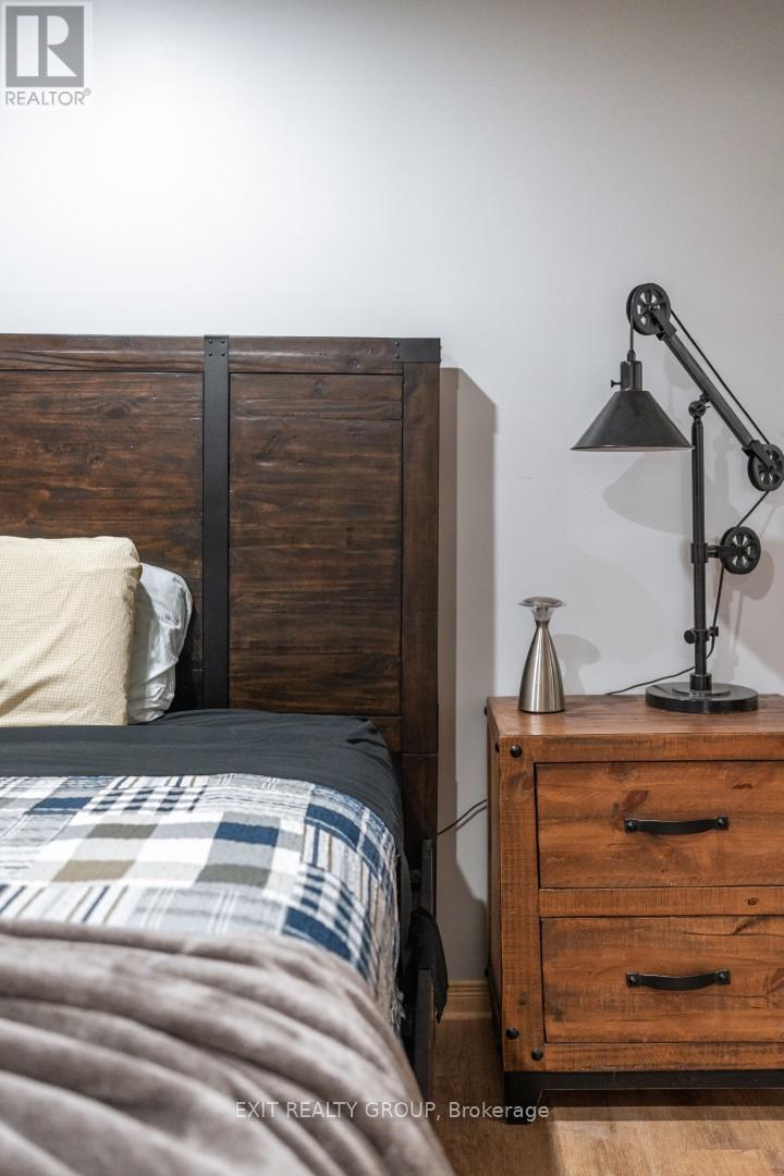 52 Aletha Drive, Prince Edward County (Wellington Ward), Ontario  K0K 3L0 - Photo 37 - X12514710