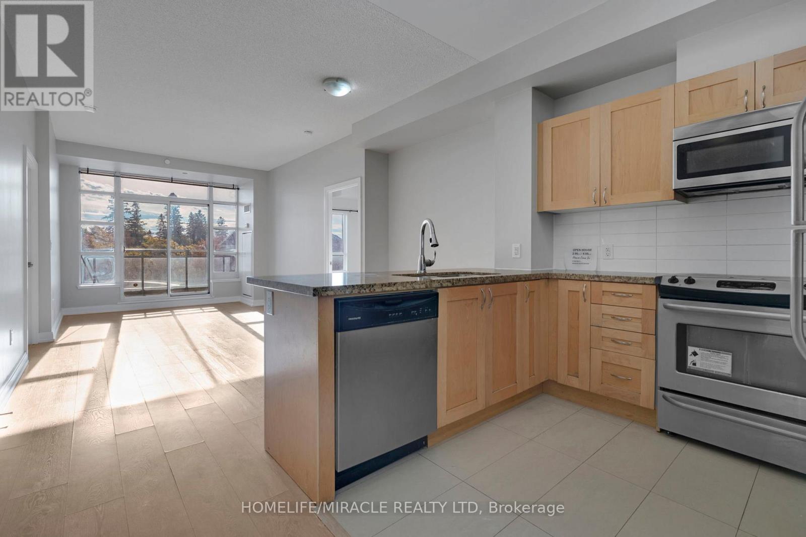 216 - 540 Bur Oak Avenue S, Markham, Ontario  L6C 0Y2 - Photo 7 - N12499558