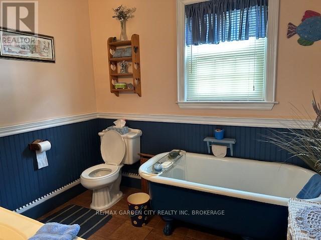 7 Marlatts Road, Thorold, Ontario  L2V 1M9 - Photo 23 - X12292144